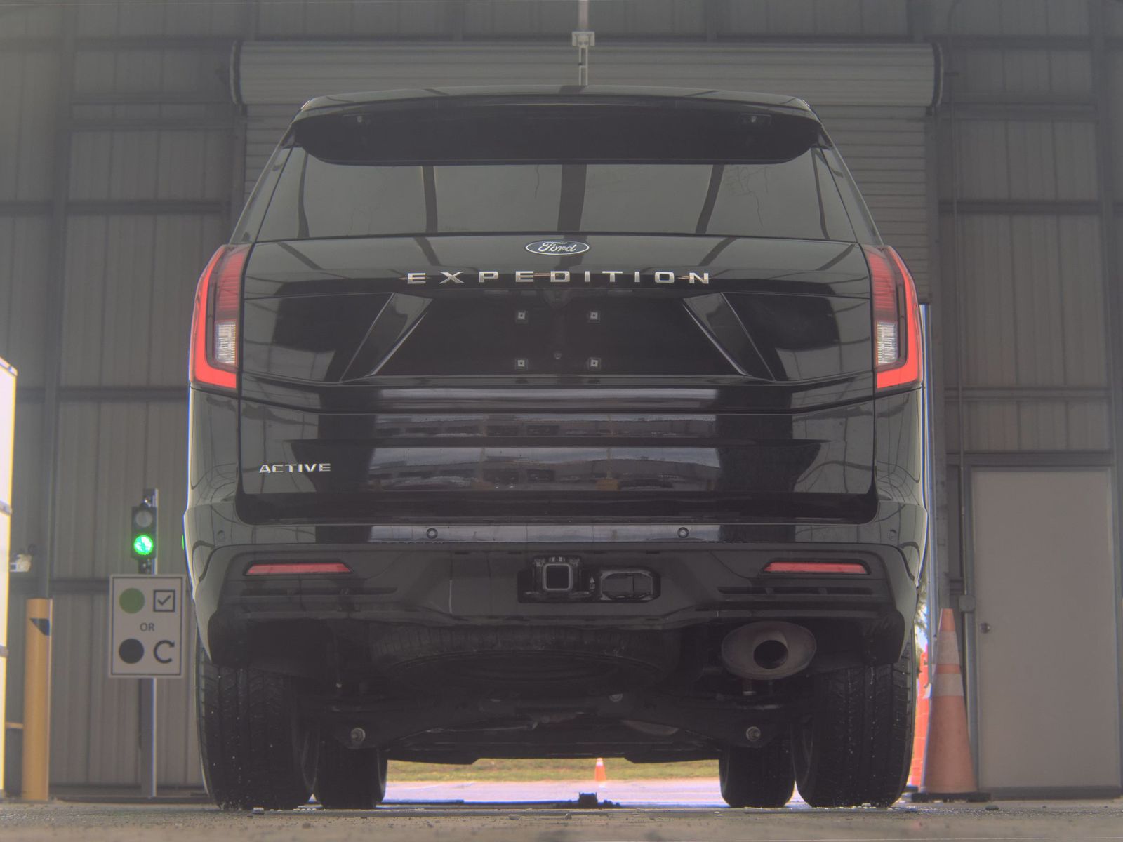 FORD EXPEDITION - 8