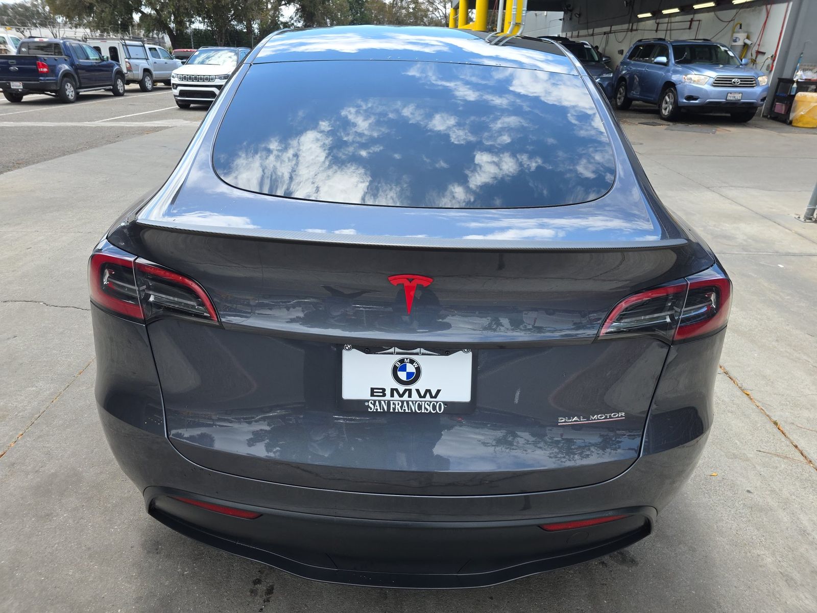 TESLA MODEL Y - 6
