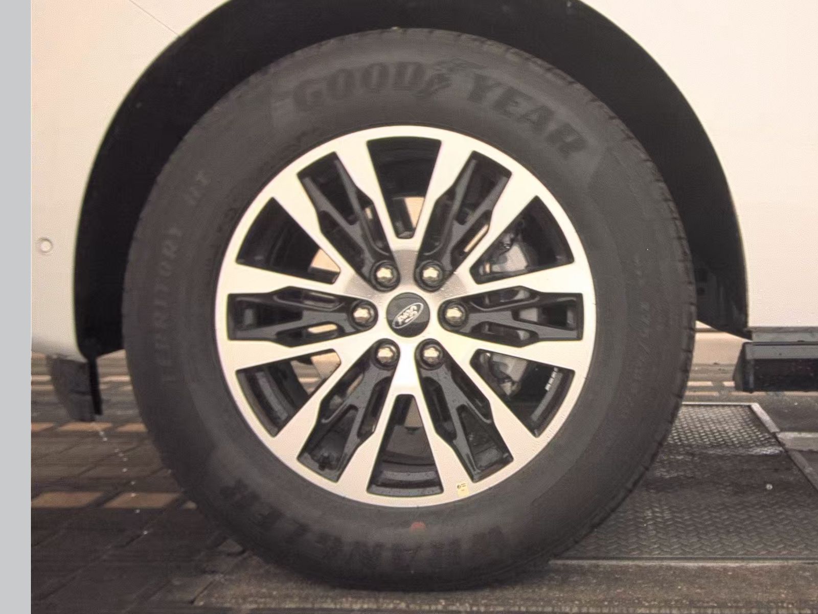 FORD EXPEDITION MAX - 10