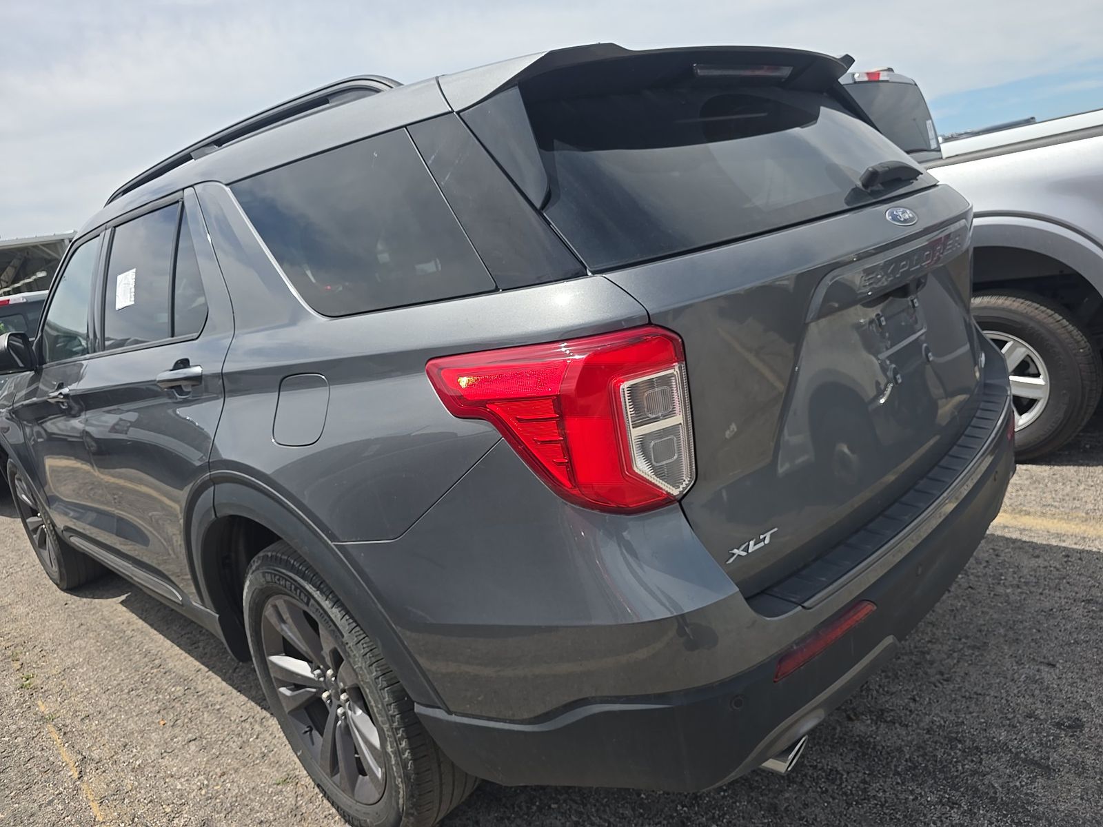 FORD EXPLORER - 7