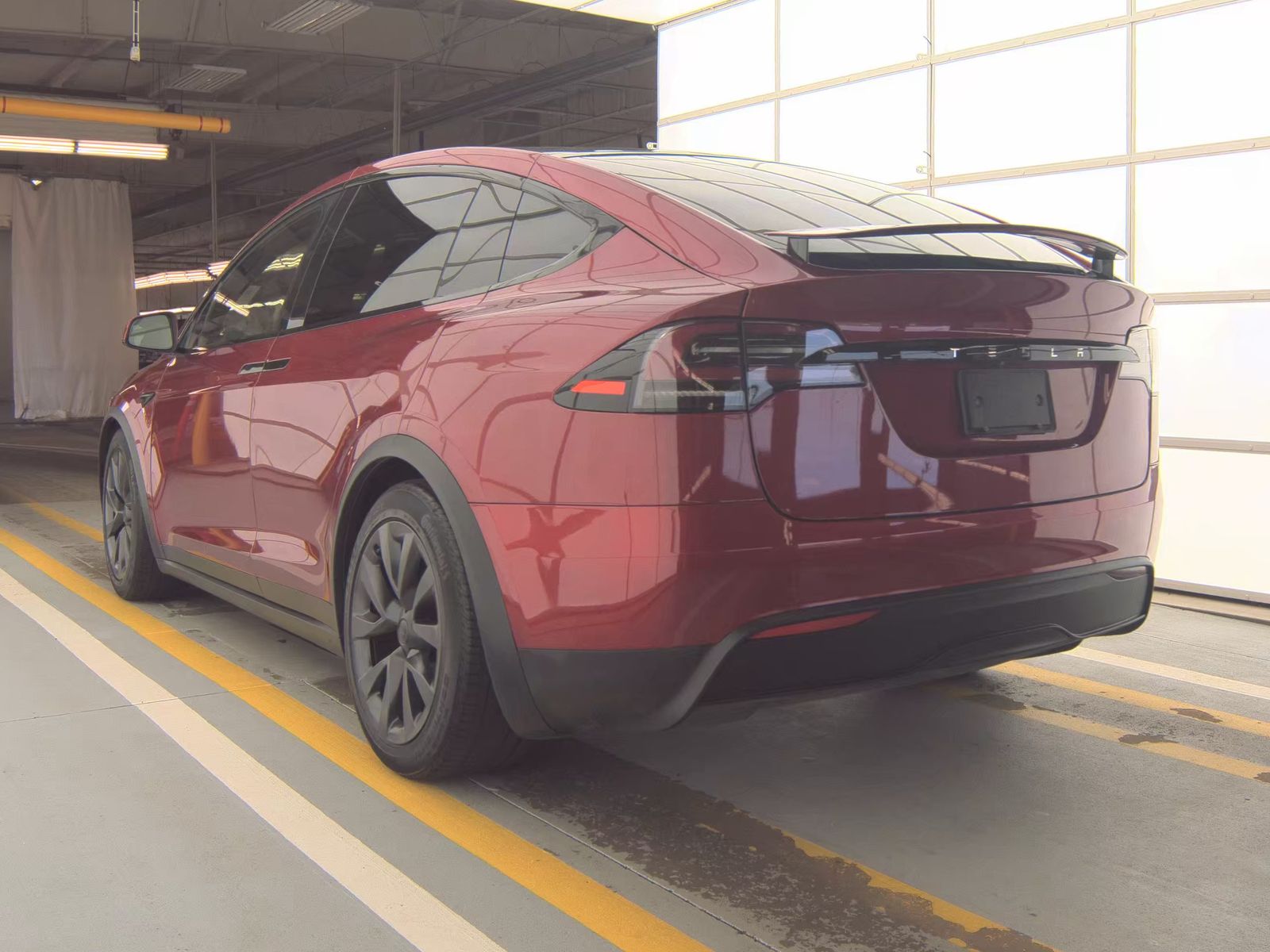 TESLA MODEL X - 9