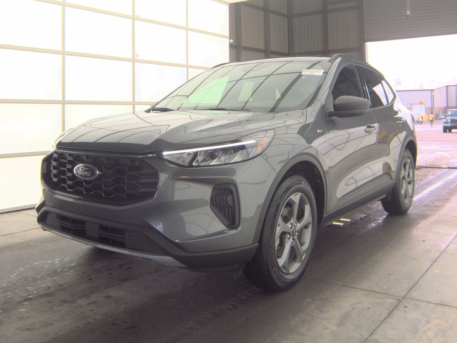 FORD ESCAPE - 1