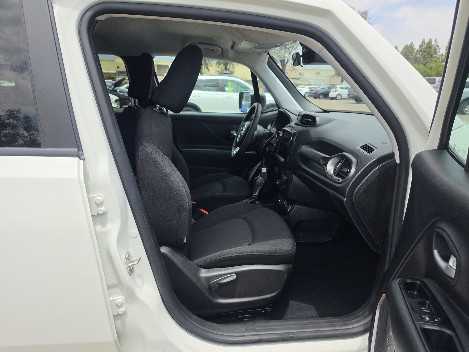 2023 Jeep Renegade Latitude AWD