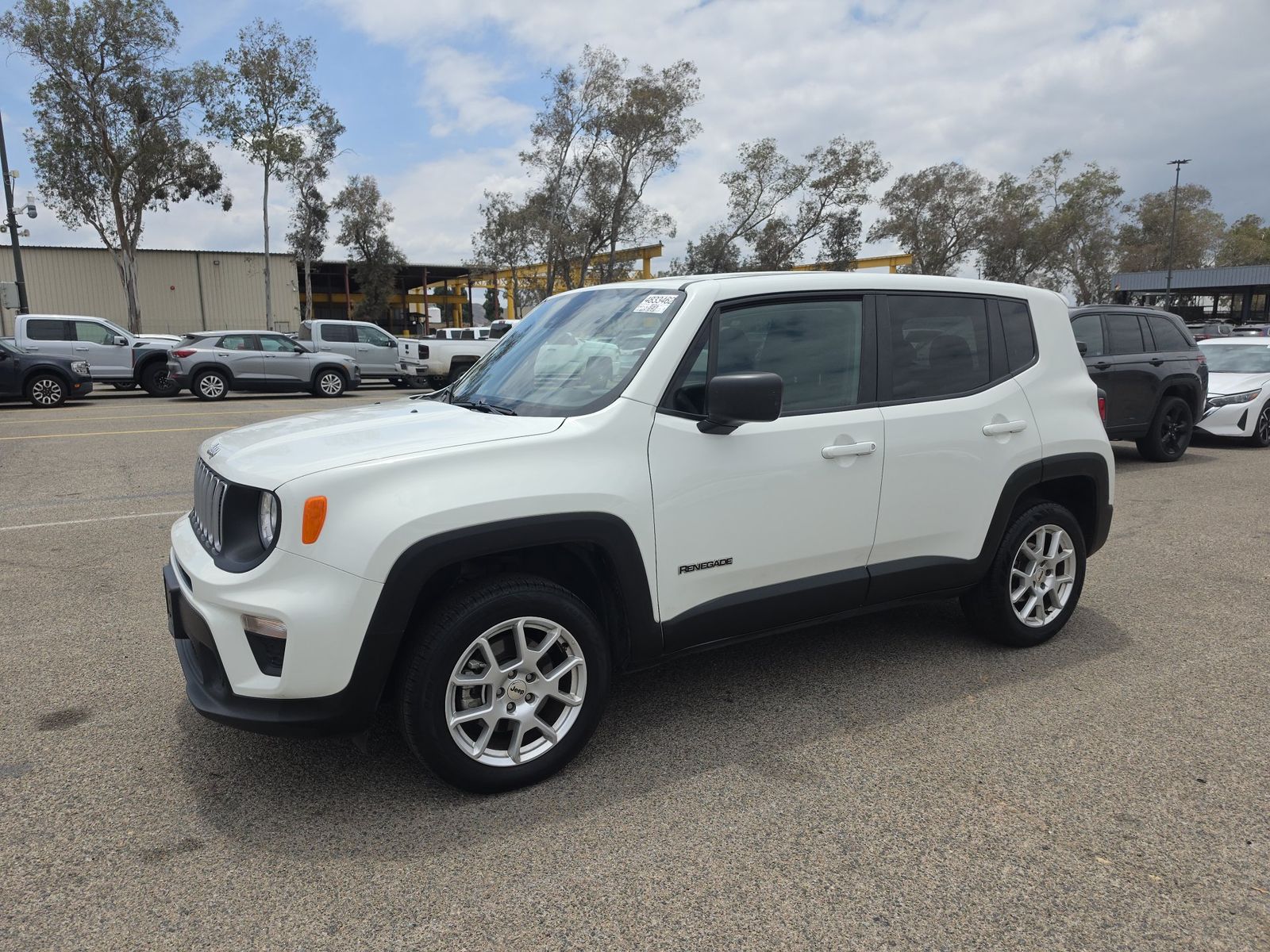 2023 Jeep Renegade Latitude AWD