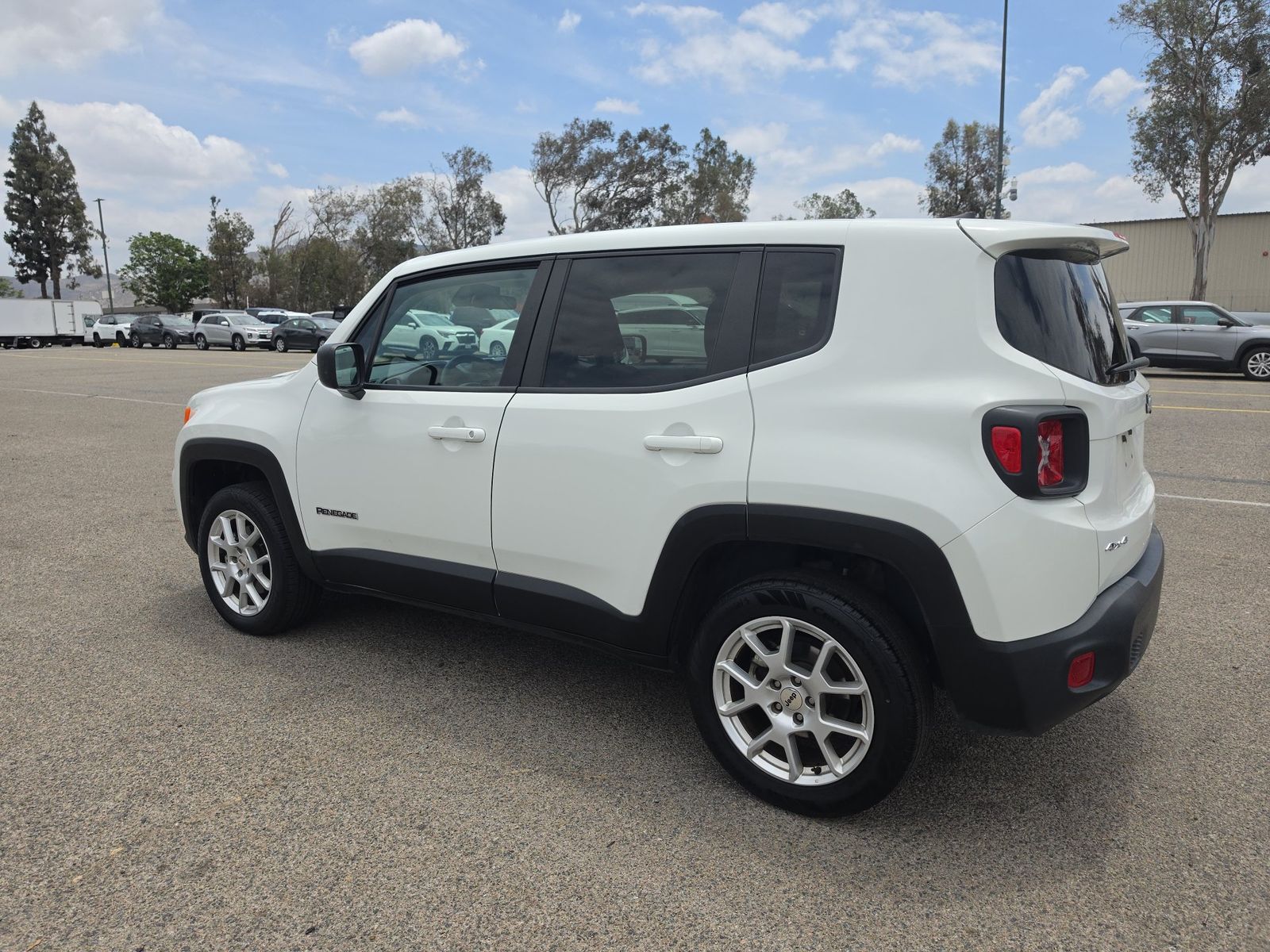 2023 Jeep Renegade Latitude AWD