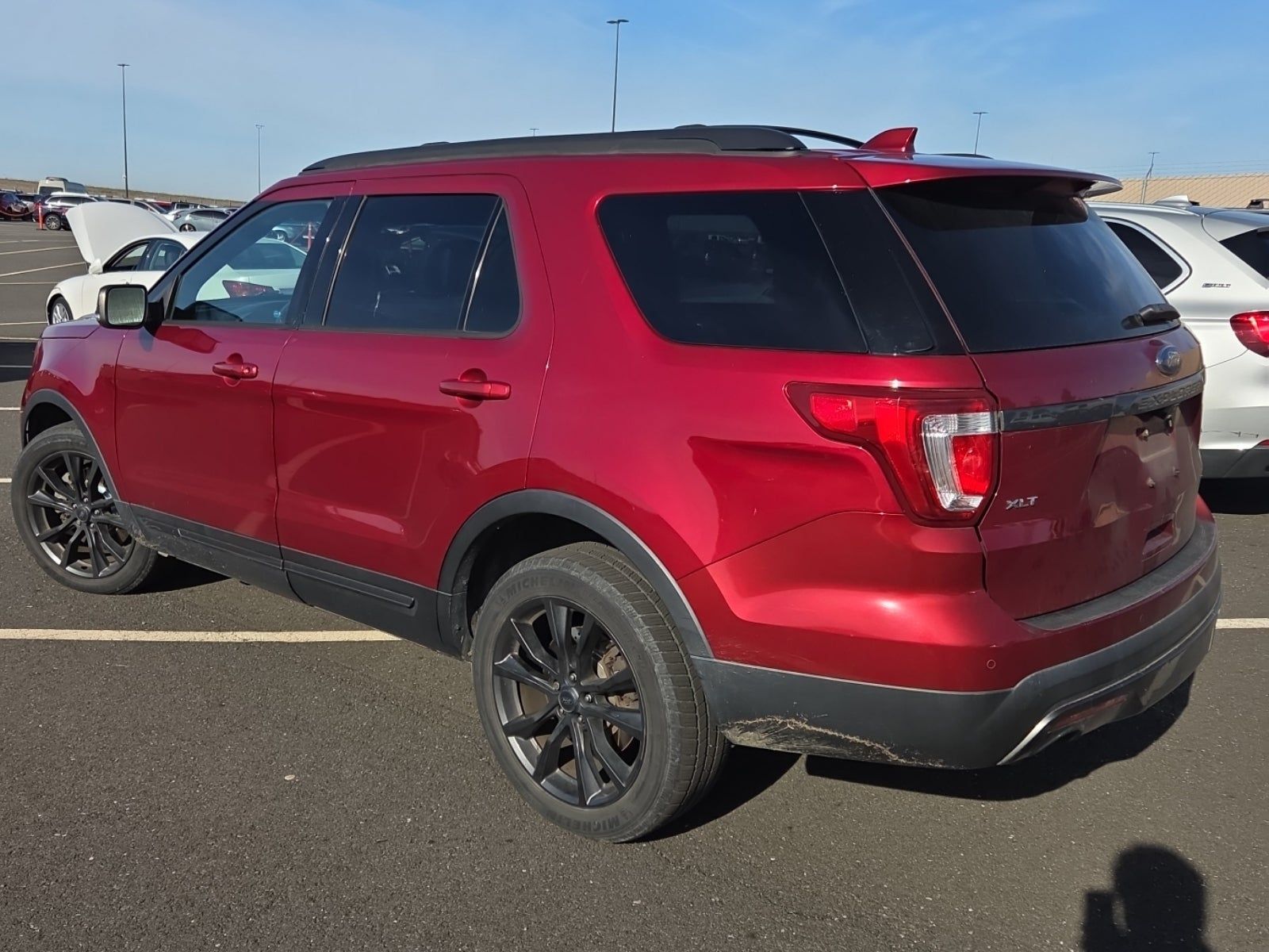 FORD EXPLORER - 4