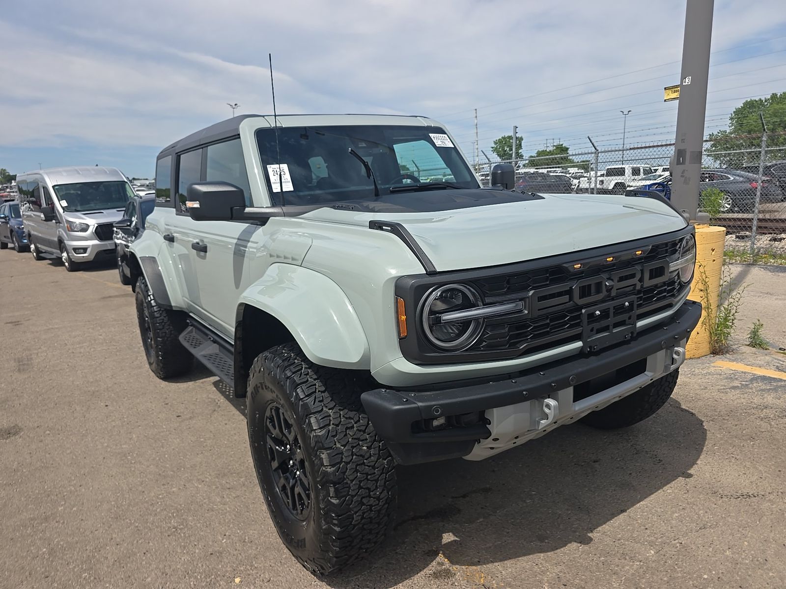 FORD BRONCO - 4