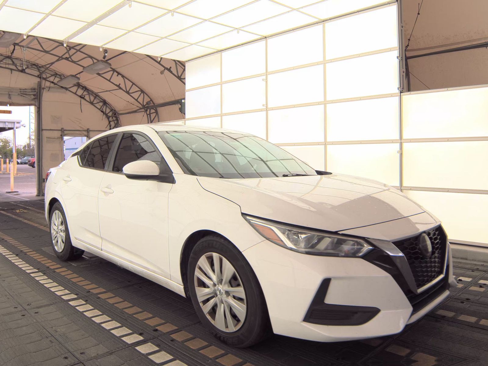 NISSAN SENTRA - 5