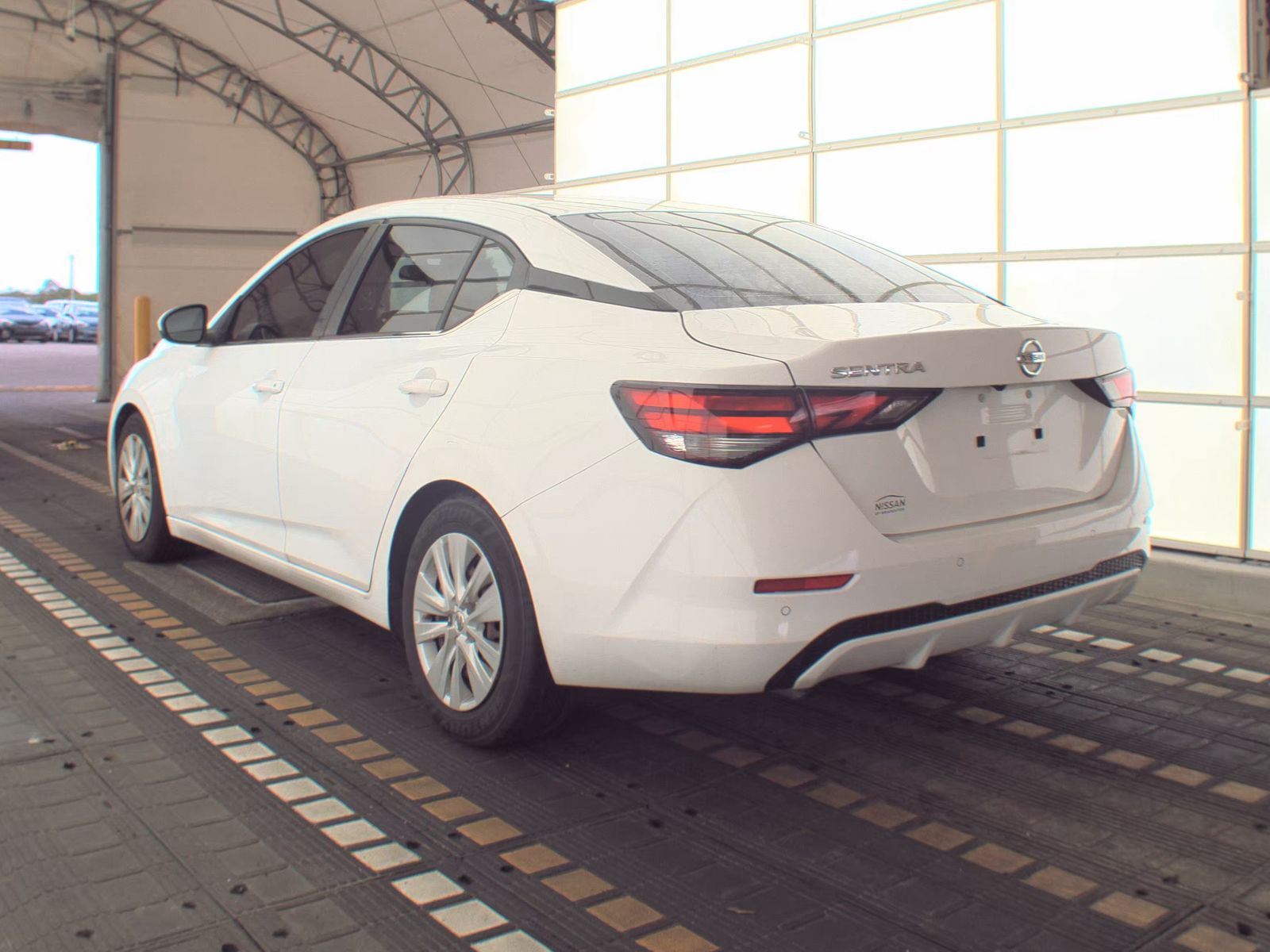 NISSAN SENTRA - 9