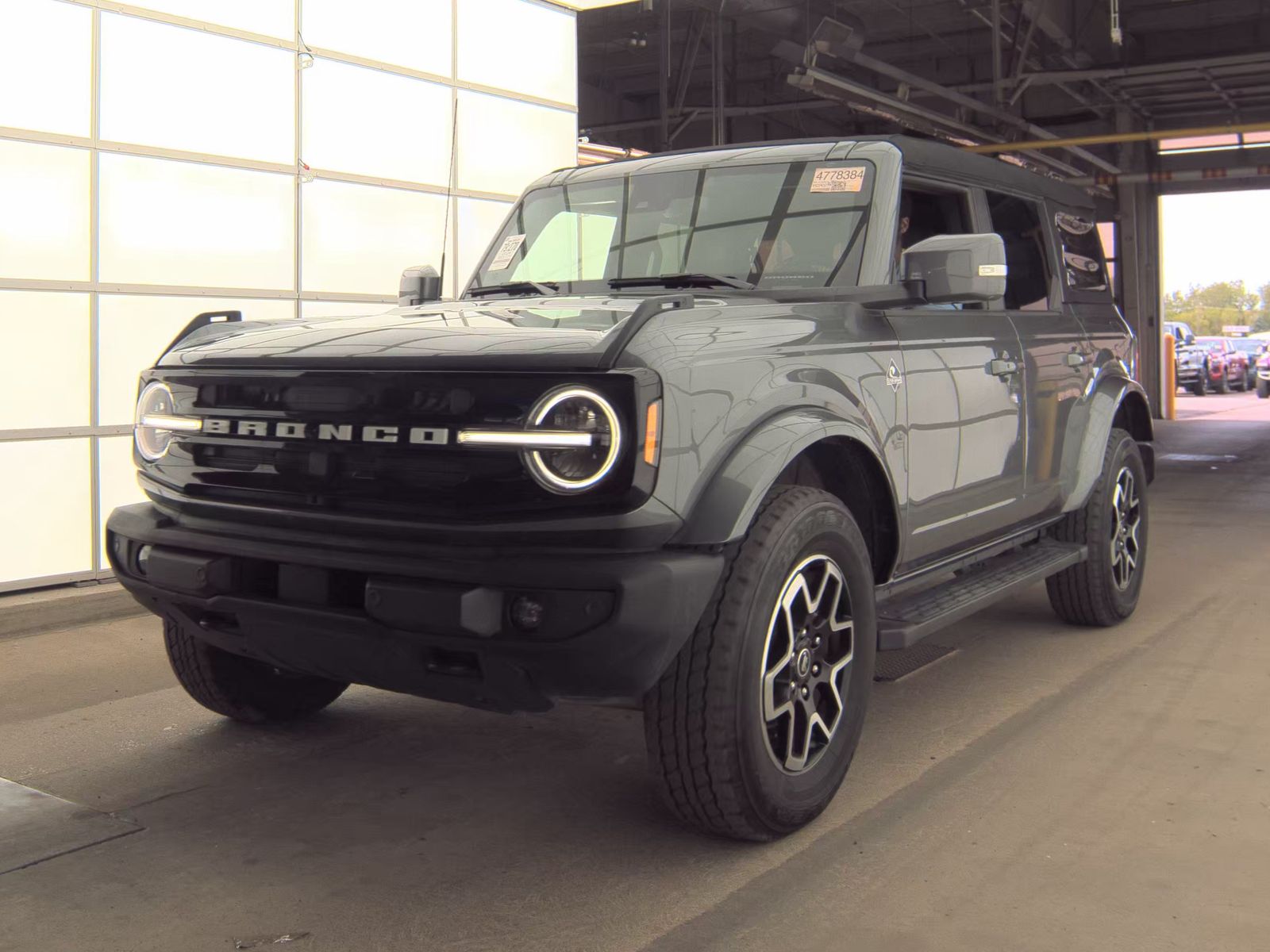 FORD BRONCO - 1