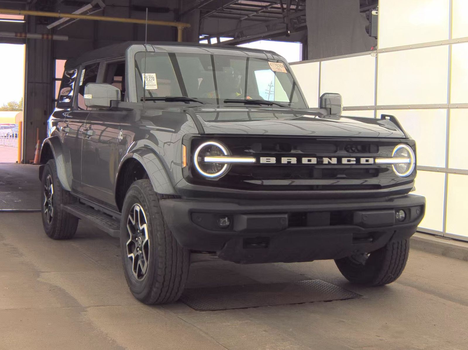 FORD BRONCO - 5