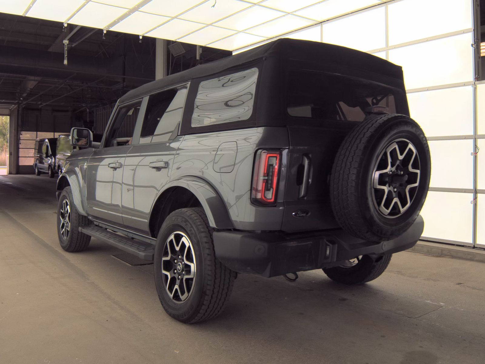 FORD BRONCO - 9