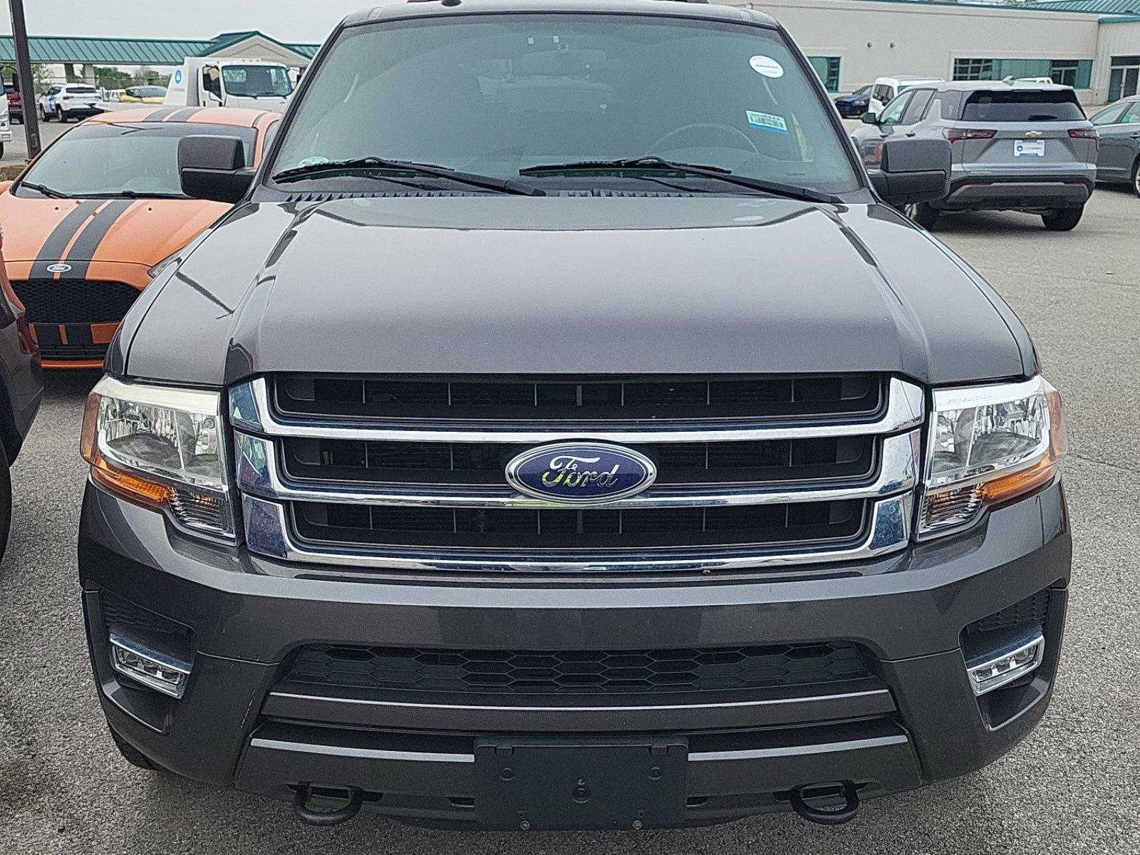 FORD EXPEDITION - 8