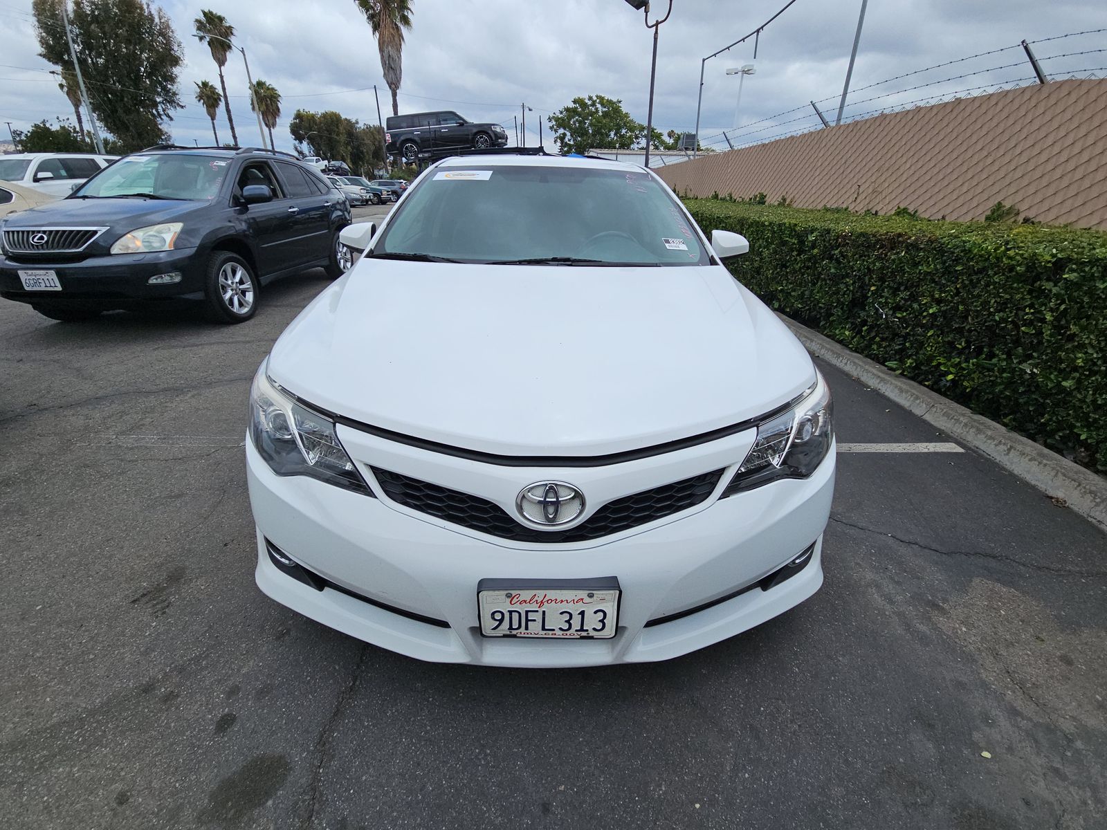 TOYOTA CAMRY - 3