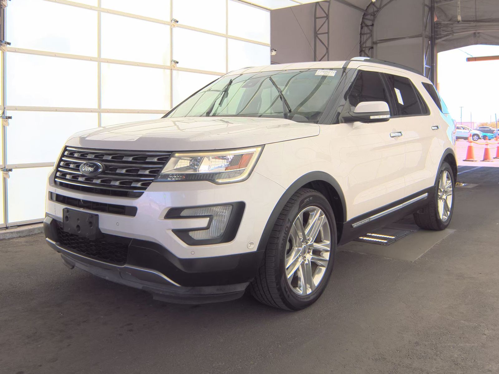 FORD EXPLORER - 1