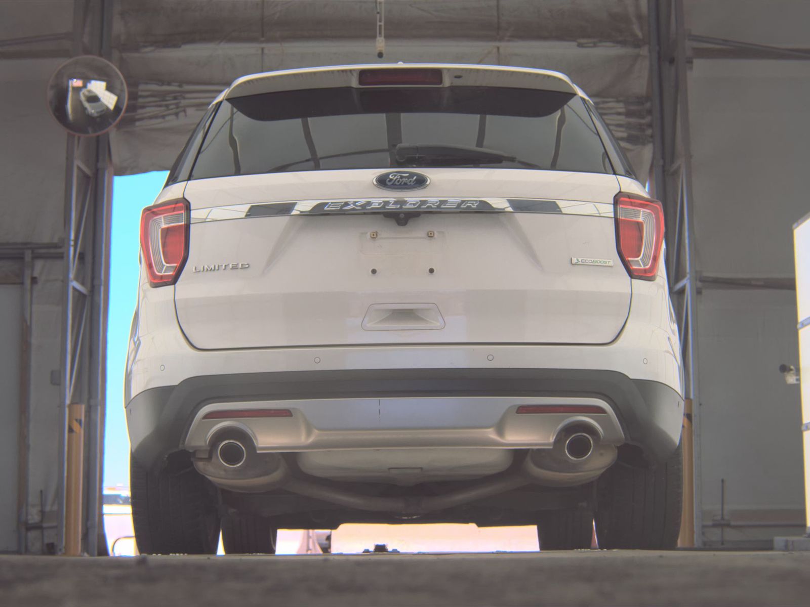 FORD EXPLORER - 8