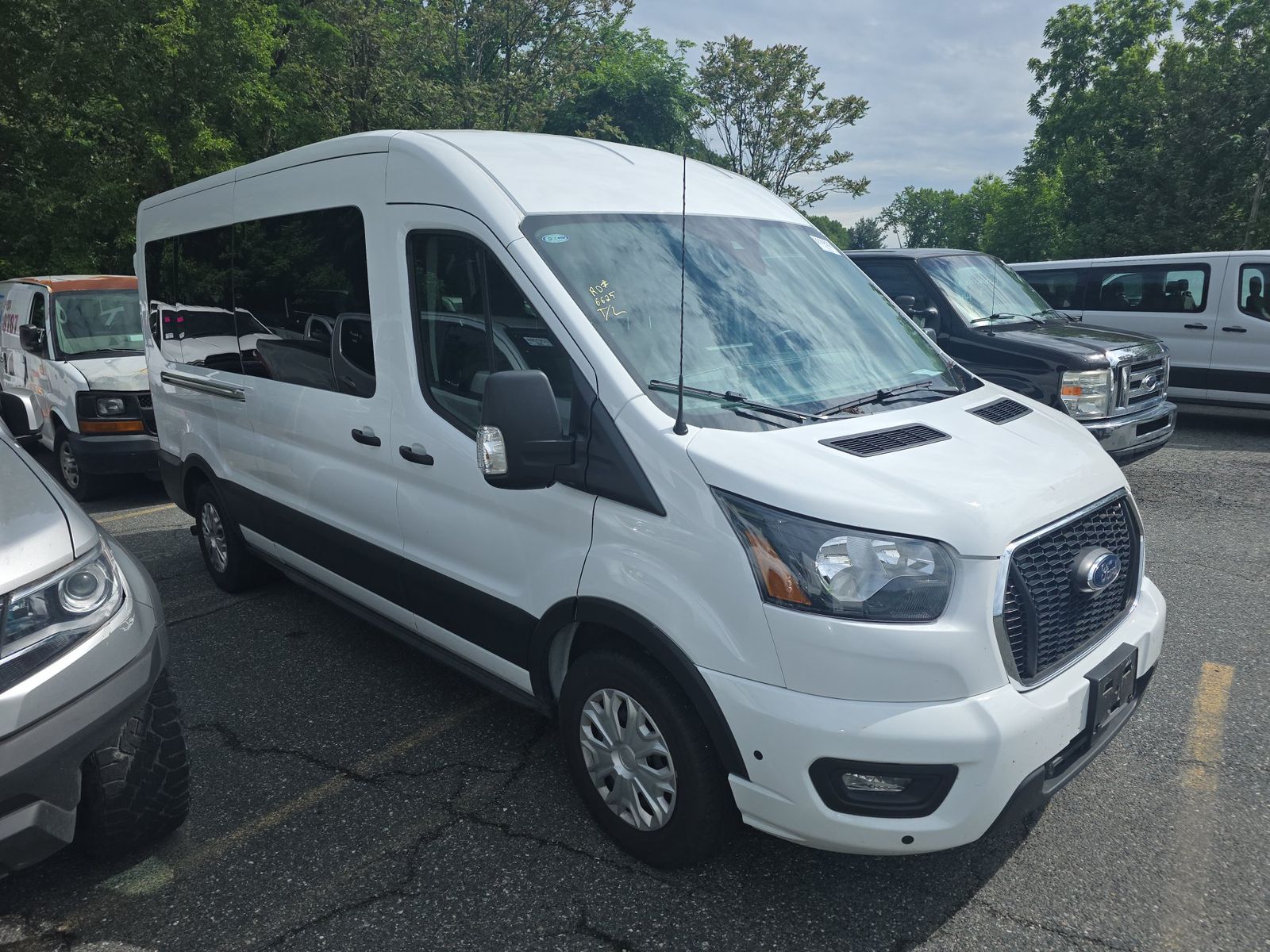 FORD TRANSIT 350 - 4