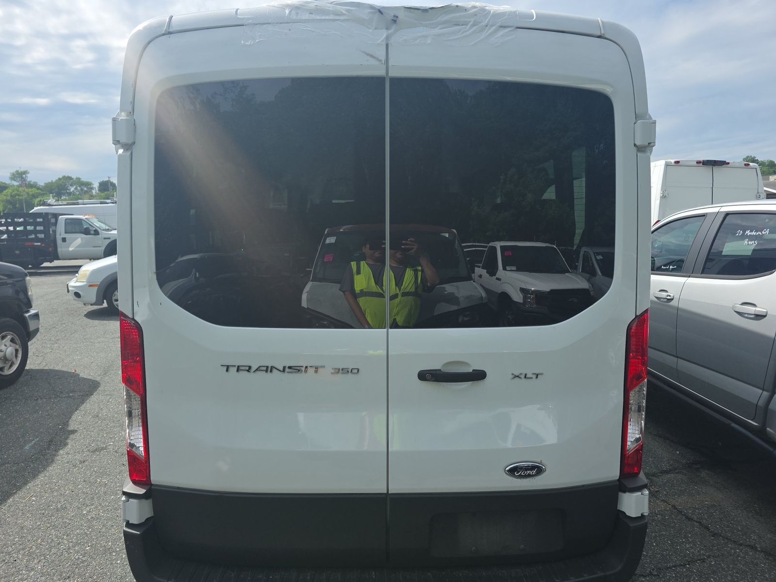 FORD TRANSIT 350 - 6