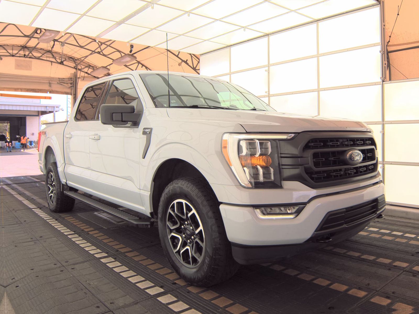 2022 Ford F-150 XLT AWD