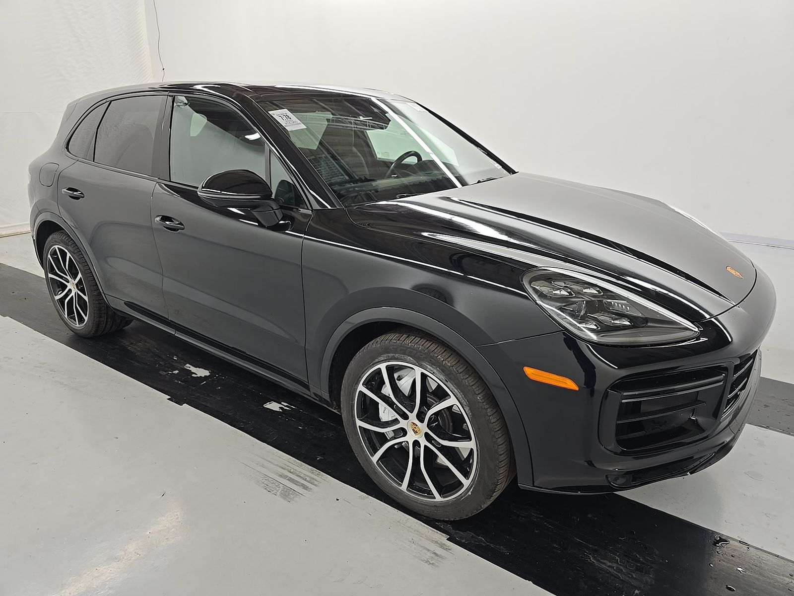 PORSCHE CAYENNE - 4