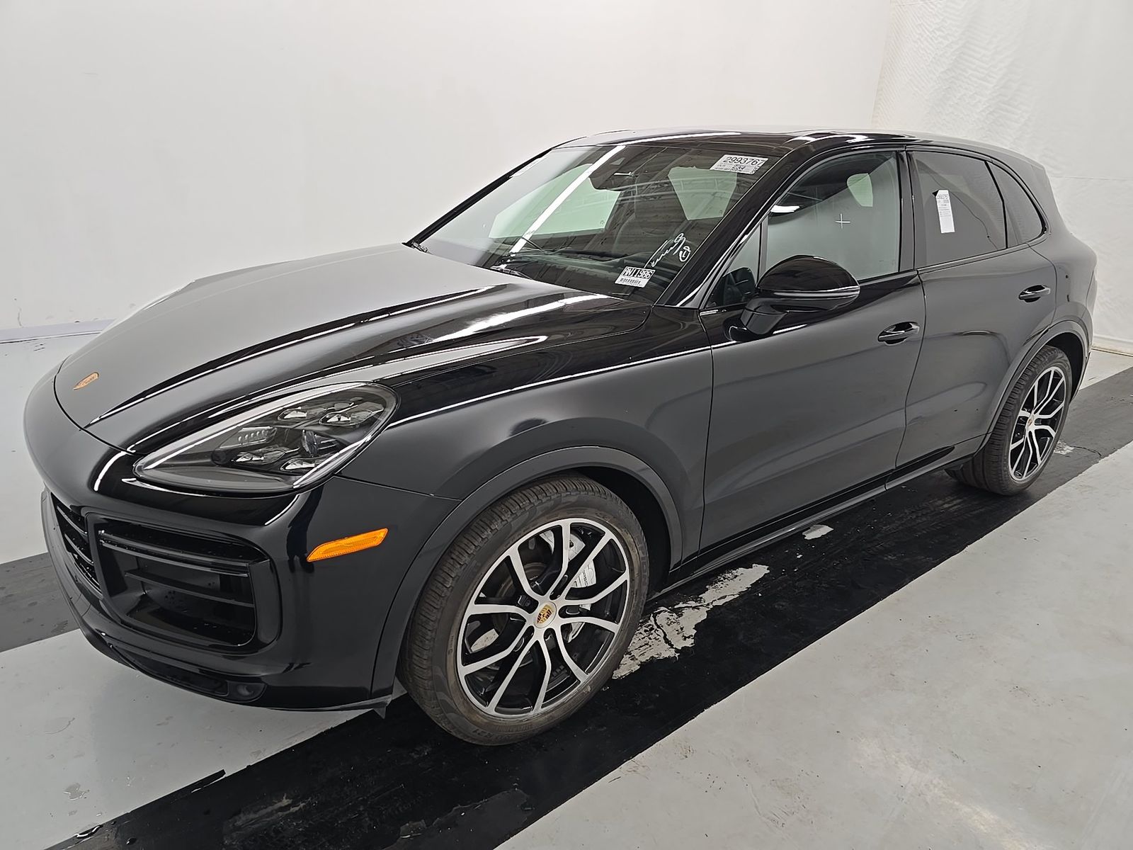 PORSCHE CAYENNE - 1