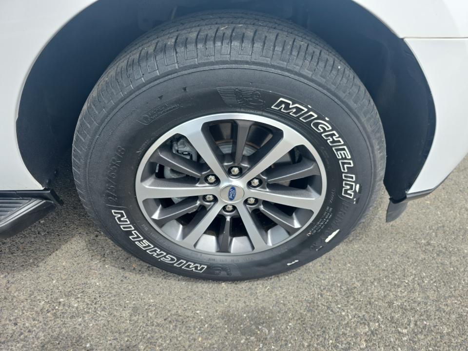 FORD EXPEDITION - 10