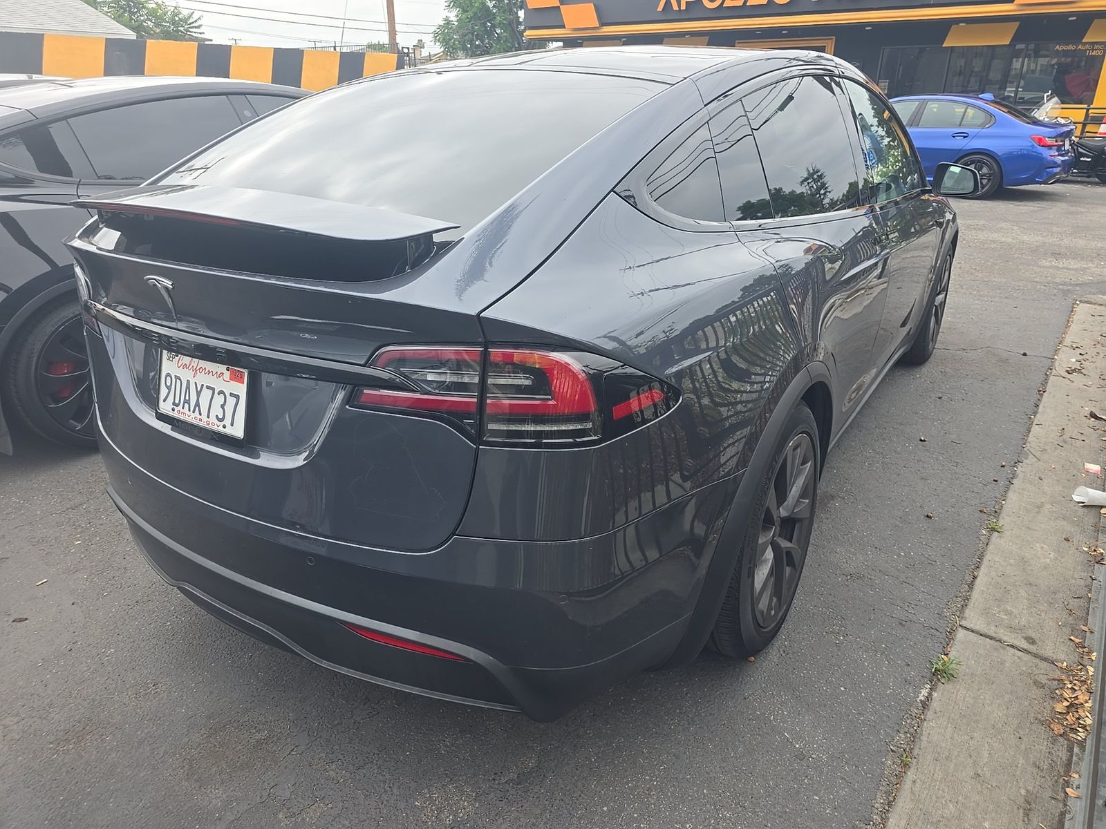 TESLA MODEL X - 5