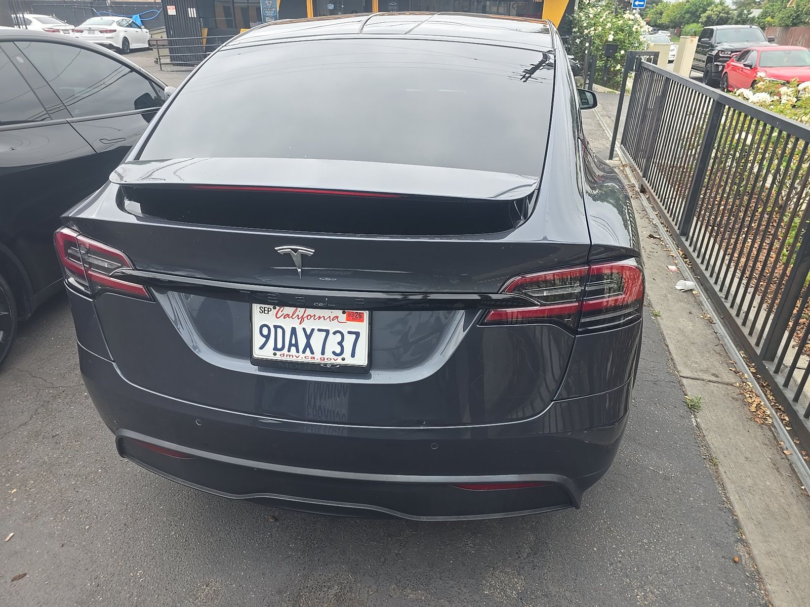 TESLA MODEL X - 6