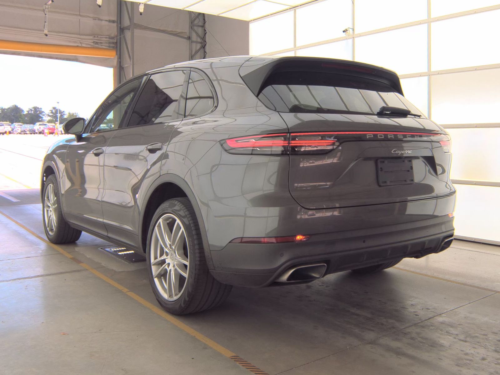 PORSCHE CAYENNE - 7