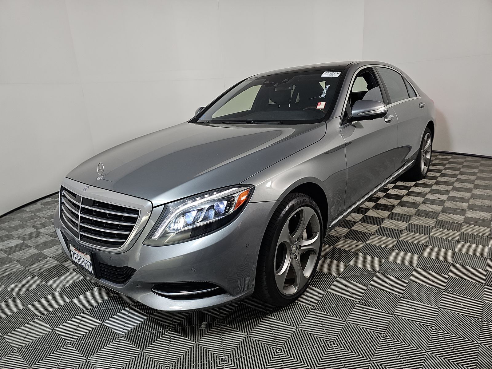 MERCEDES-BENZ S-CLASS - 1