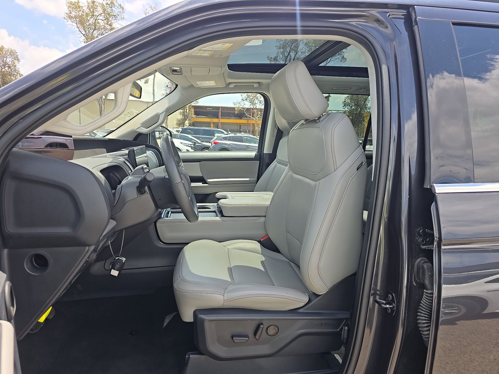 FORD EXPEDITION MAX - 8