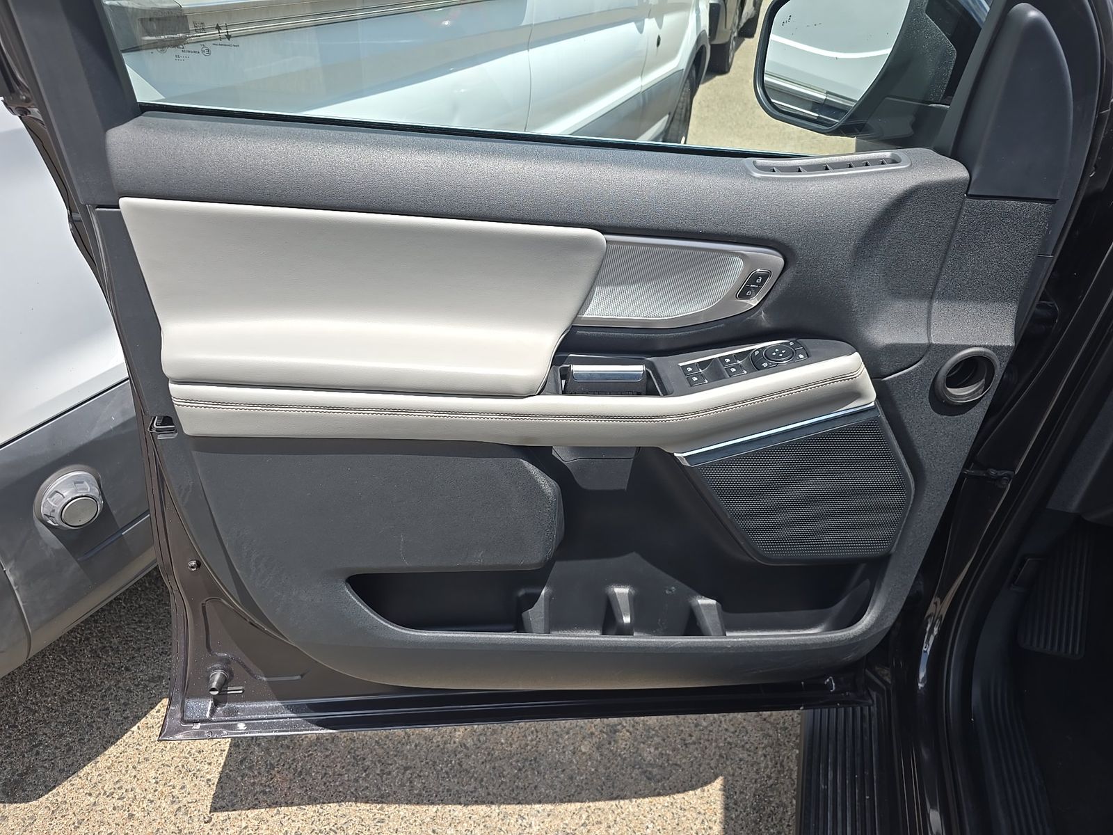 FORD EXPEDITION MAX - 10