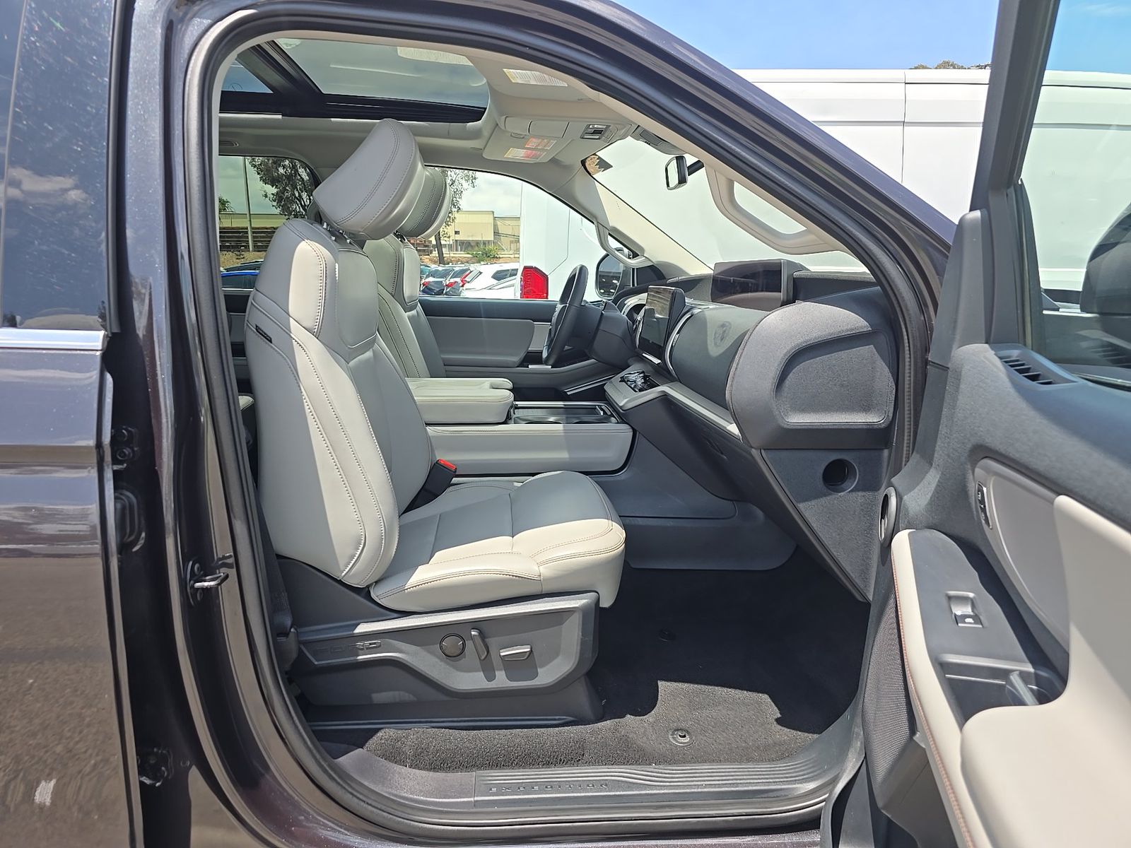 FORD EXPEDITION MAX - 9