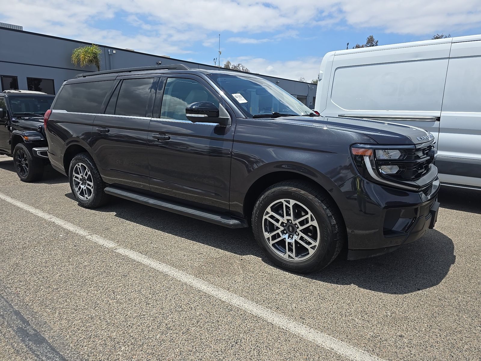 FORD EXPEDITION MAX - 4