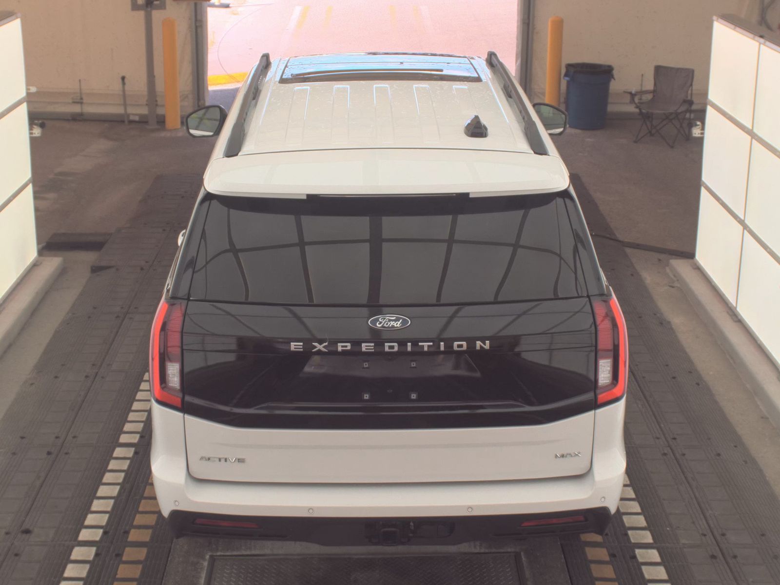 FORD EXPEDITION MAX - 7