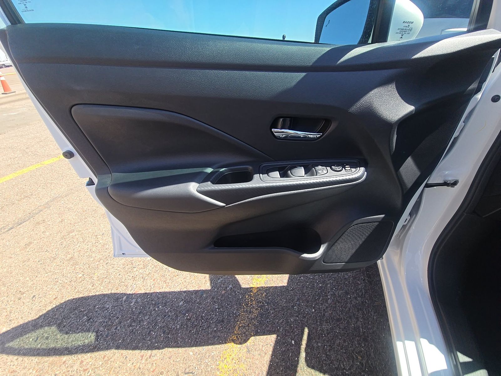 NISSAN VERSA - 10