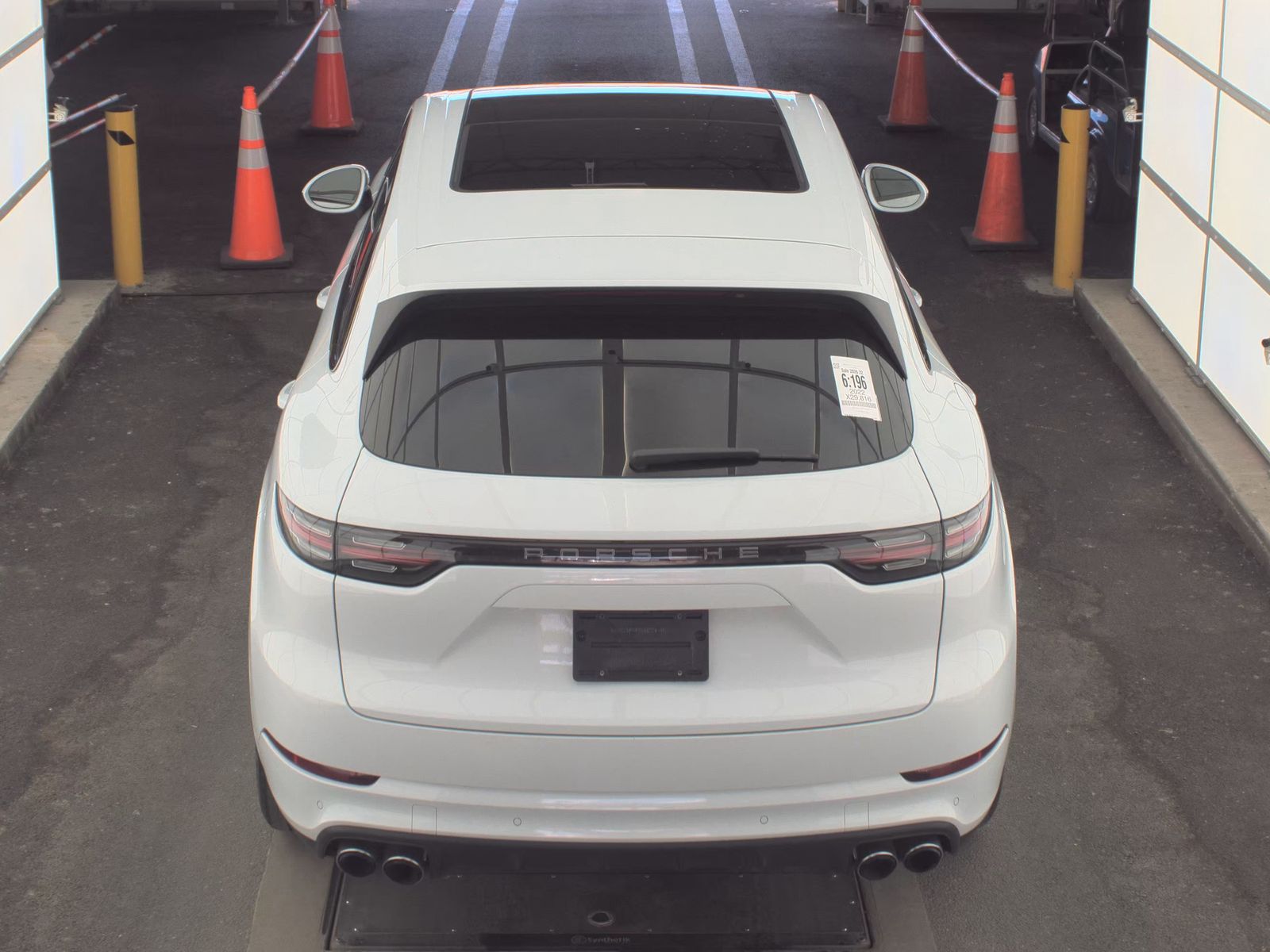 PORSCHE CAYENNE - 7
