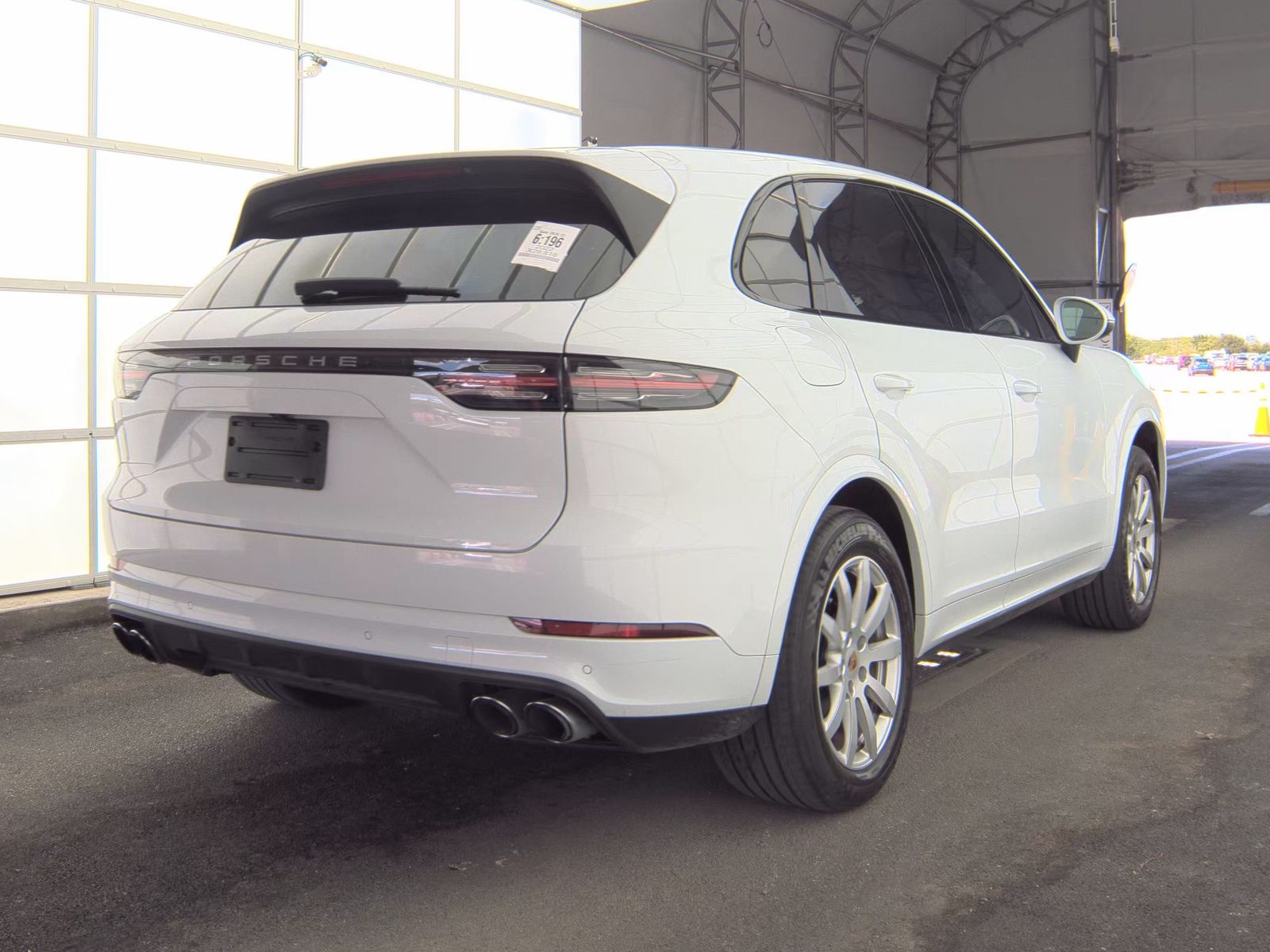 PORSCHE CAYENNE - 6