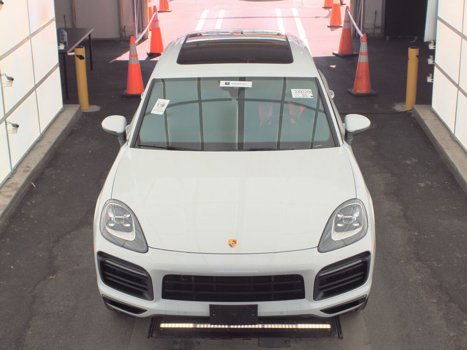 PORSCHE CAYENNE - 3