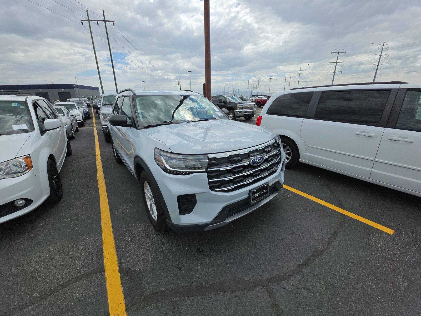 FORD EXPLORER - 4