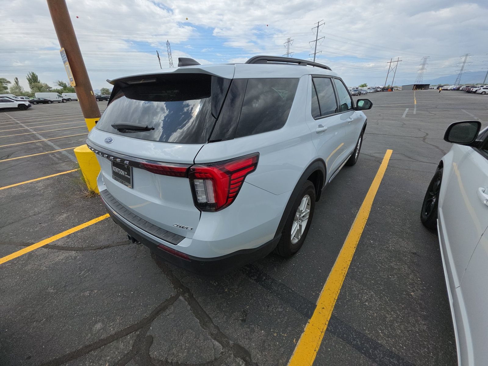 FORD EXPLORER - 5