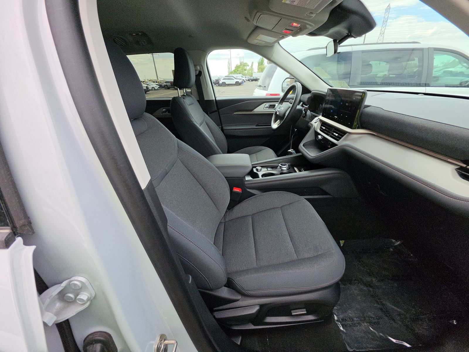 FORD EXPLORER - 9