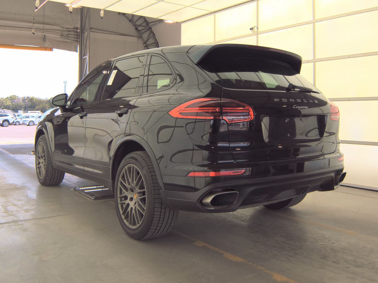 PORSCHE CAYENNE - 9
