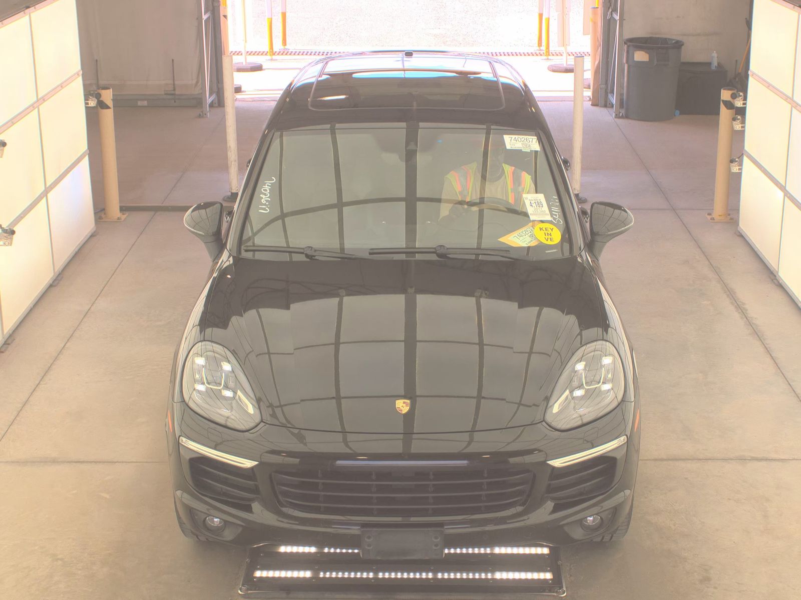 PORSCHE CAYENNE - 3