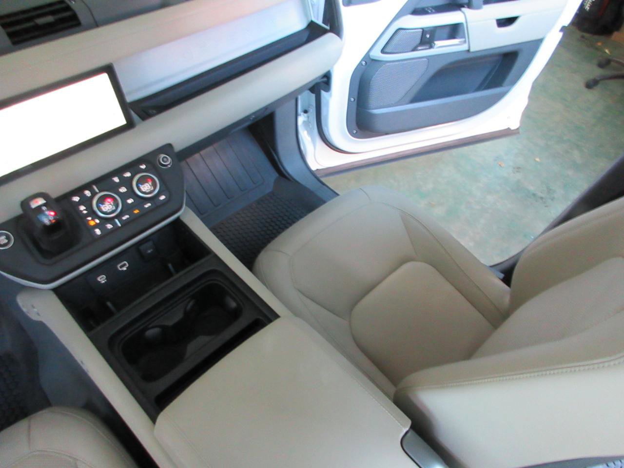 2024 Land Rover Defender 110 S AWD