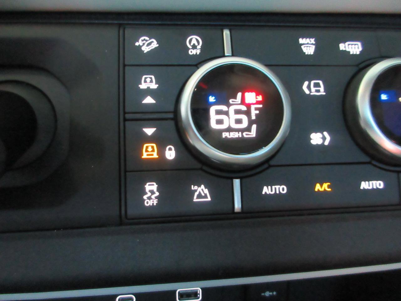 2024 Land Rover Defender 110 S AWD