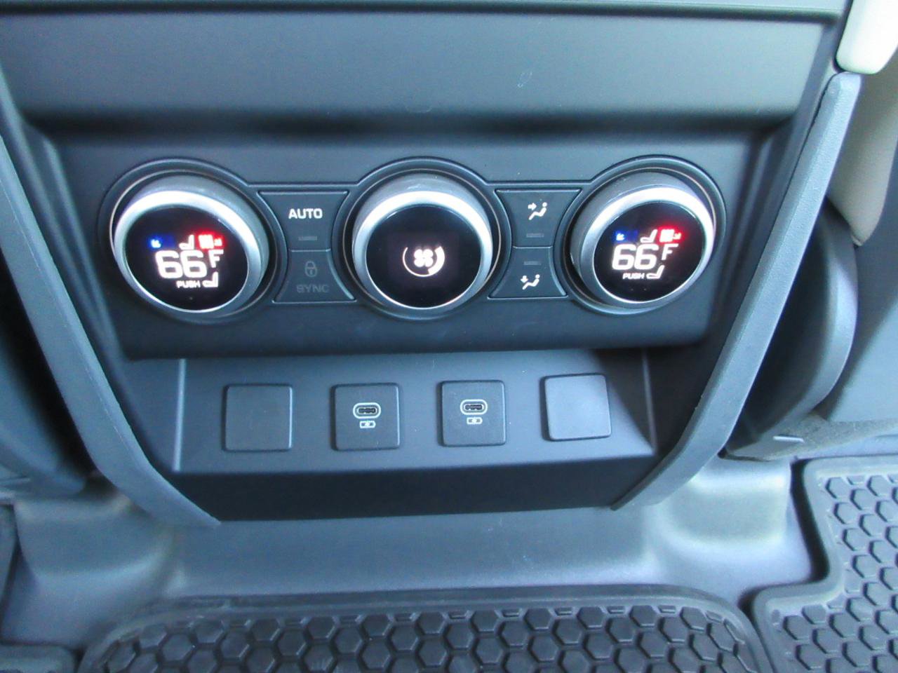2024 Land Rover Defender 110 S AWD