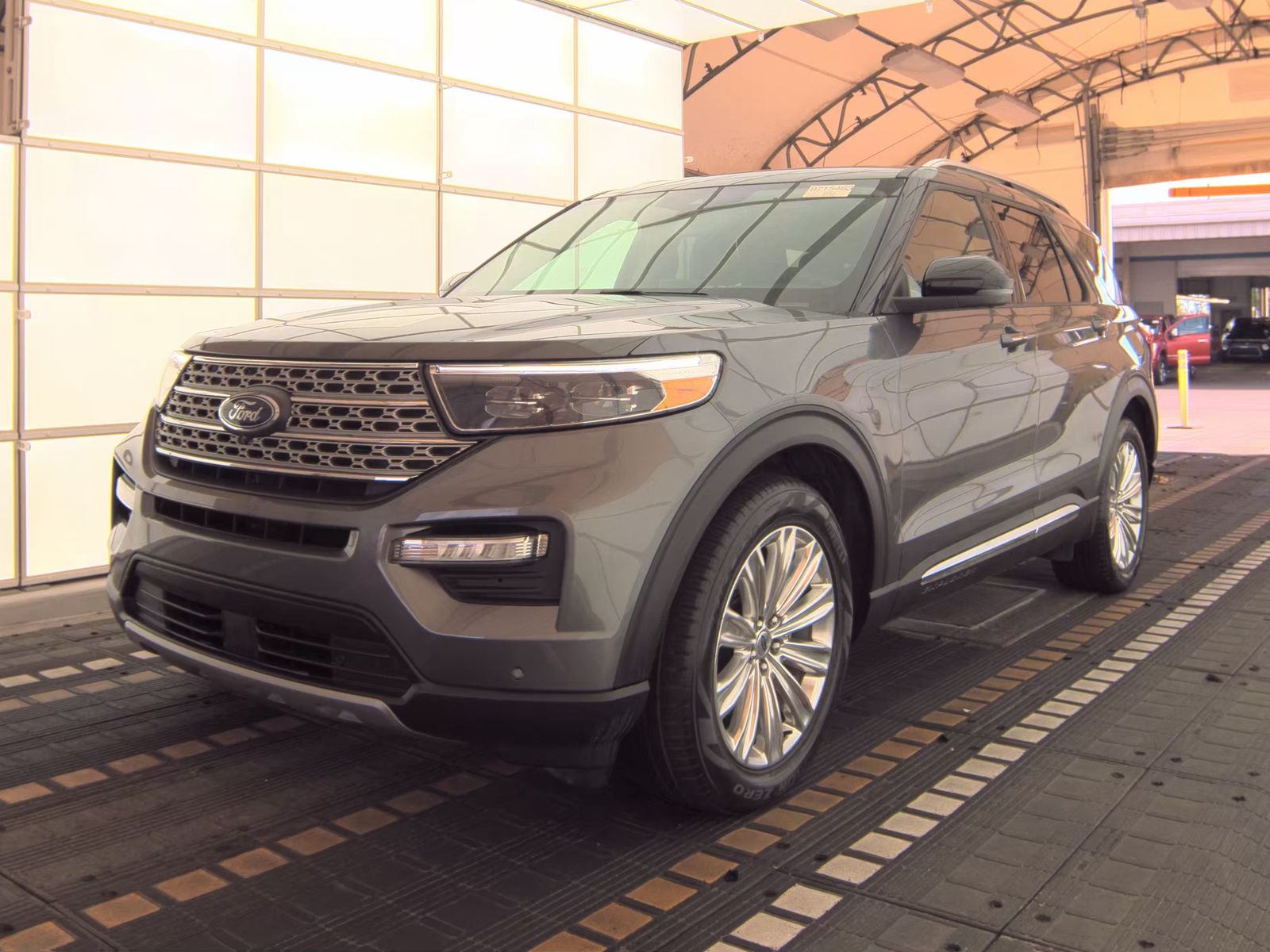 FORD EXPLORER - 1