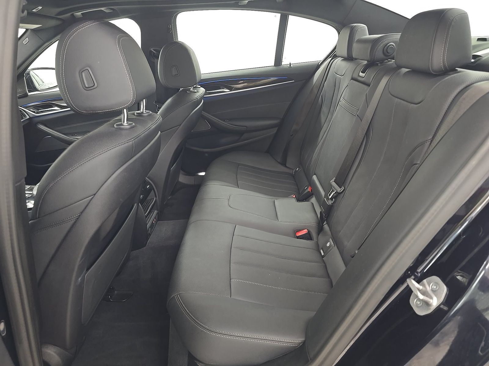 2023 BMW 5 Series 530e RWD