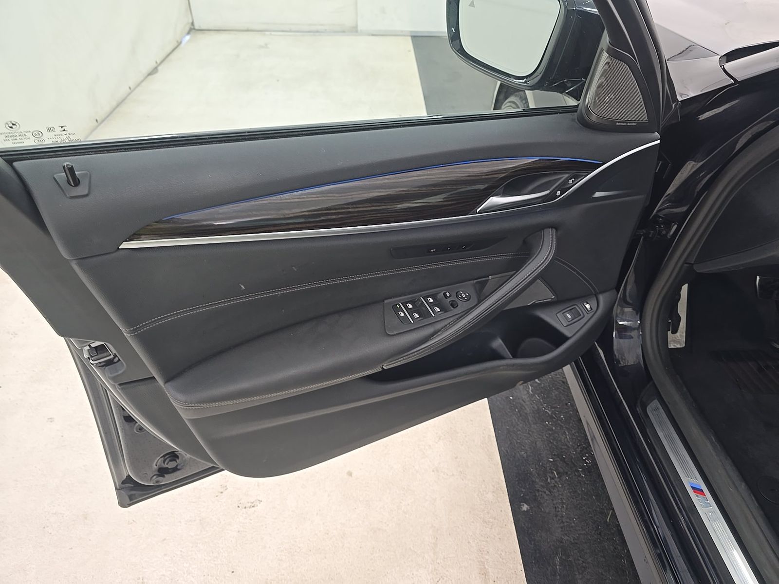 2023 BMW 5 Series 530e RWD